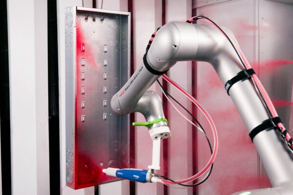 FANUC Wins Major Robot Order for Luxury Car Paint Line
